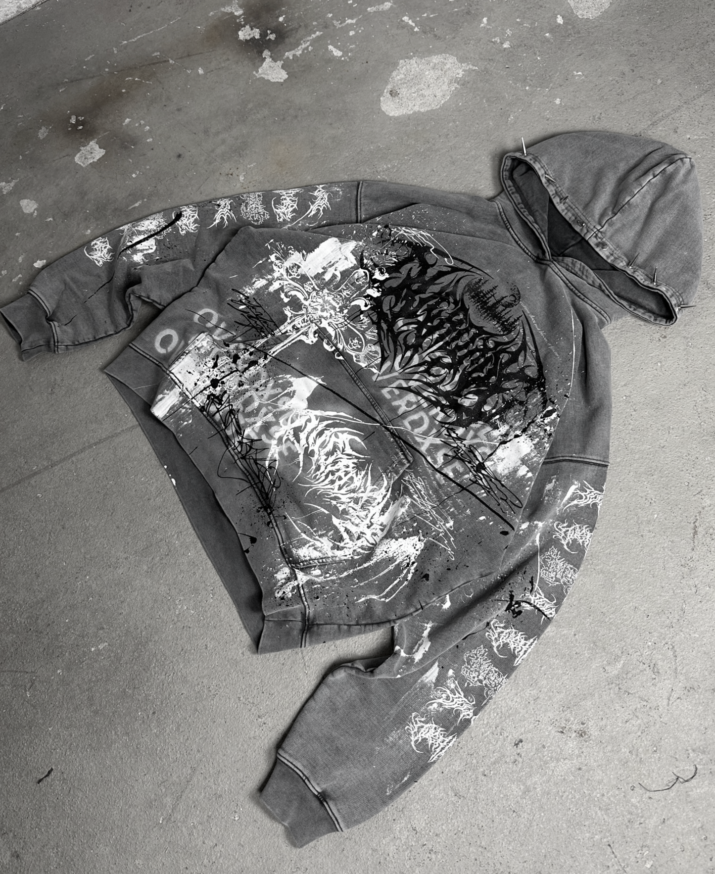1of1 stone washed spiked OVERDXSE HOODIE size XL