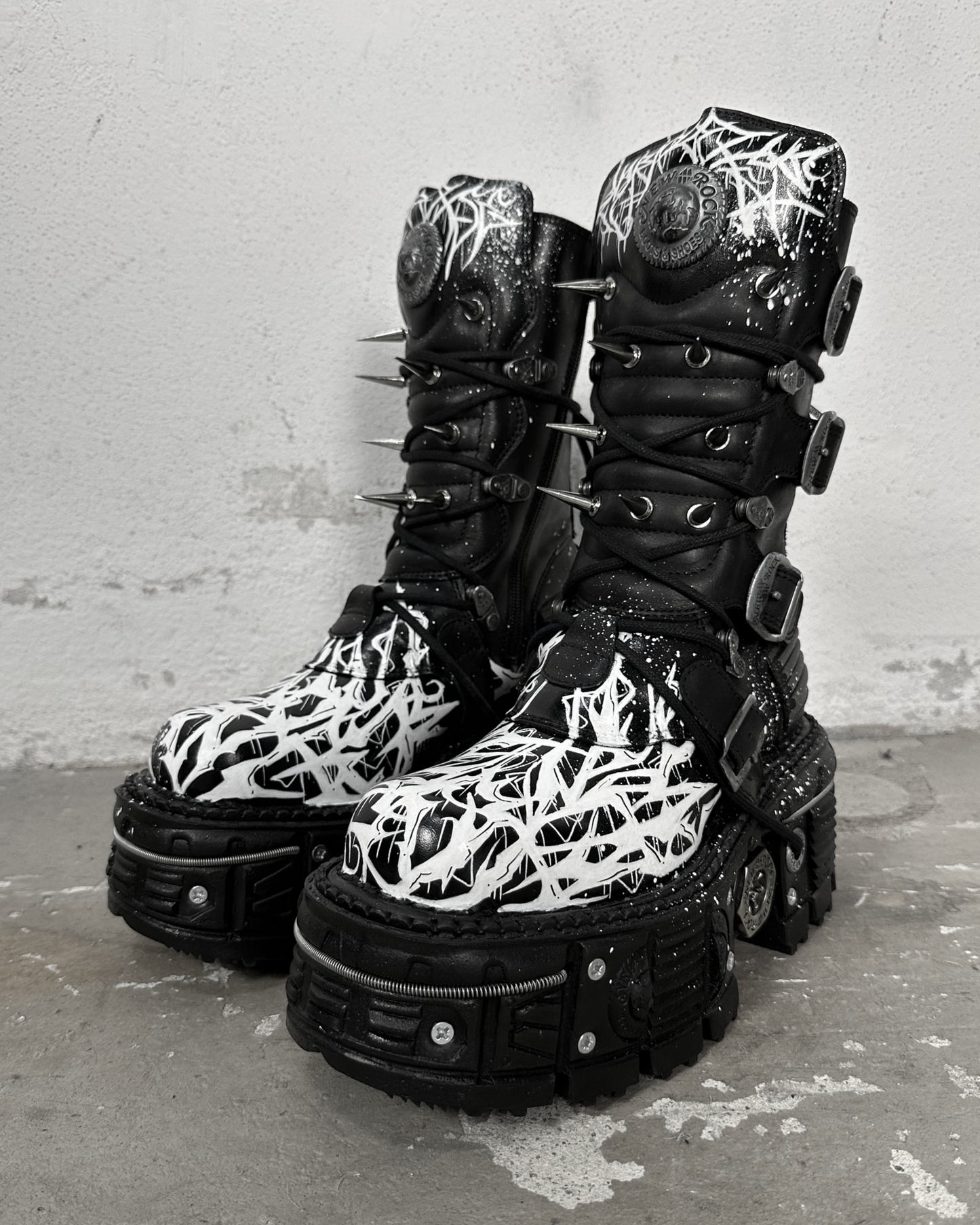1of1 OVERDXSE / NEW ROCK SPIKE STOMPERS BOOTS size EU40