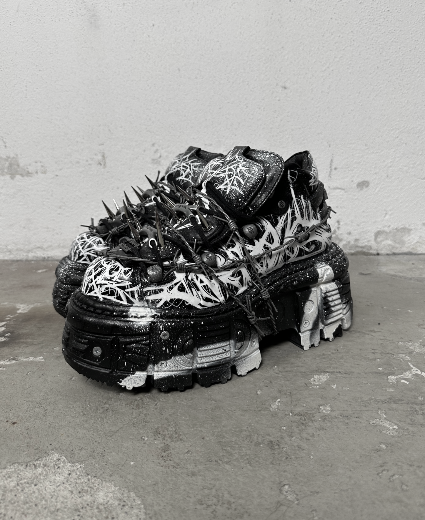 1of1 OVERDXSE / NEW ROCK SPIKE STOMPERS size EU42