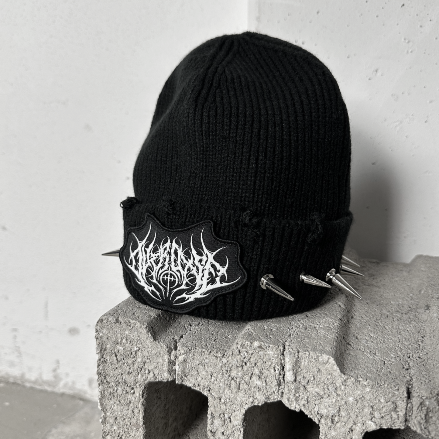 Limited OVERDXSE SPIKE BEANIE