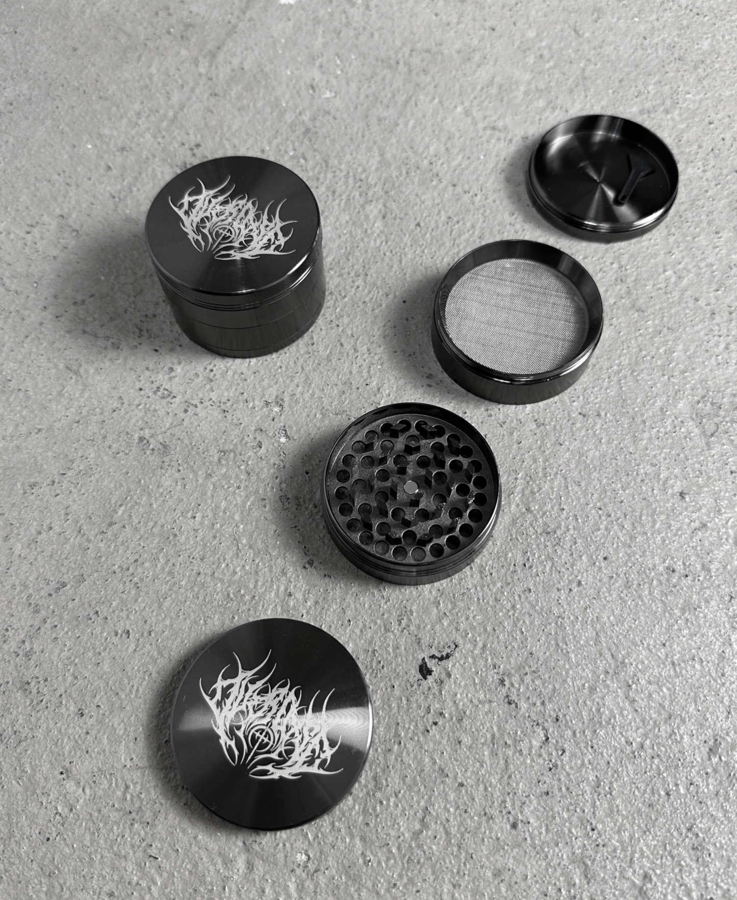 Limited OVERDXSE GRINDER 63mm