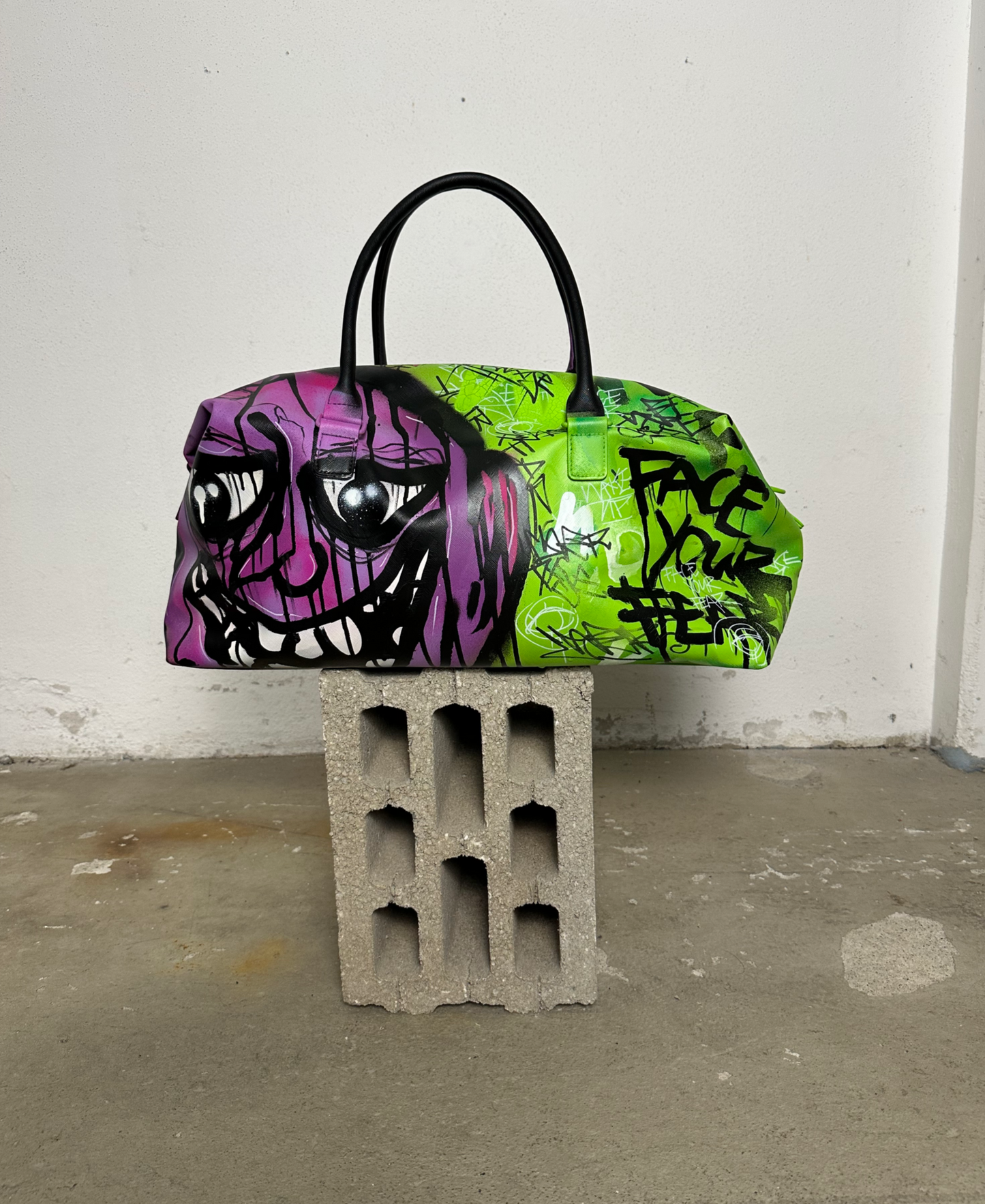 1of1 OVERDXSE „FACE YOUR FEAR“ BAG