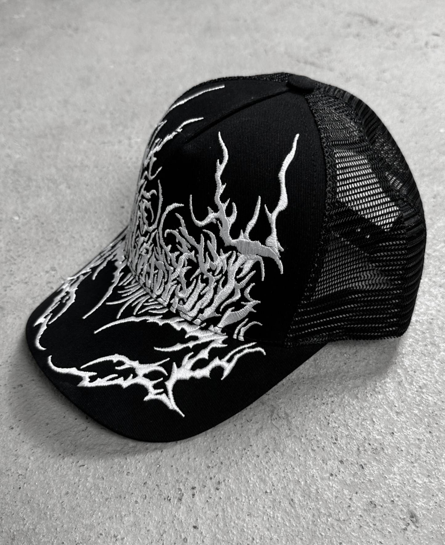 OVERDXSE „ROOTS“ TRUCKER CAP