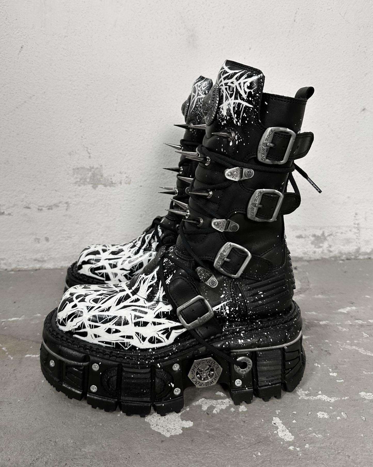 1of1 OVERDXSE / NEW ROCK SPIKE STOMPERS BOOTS size EU40