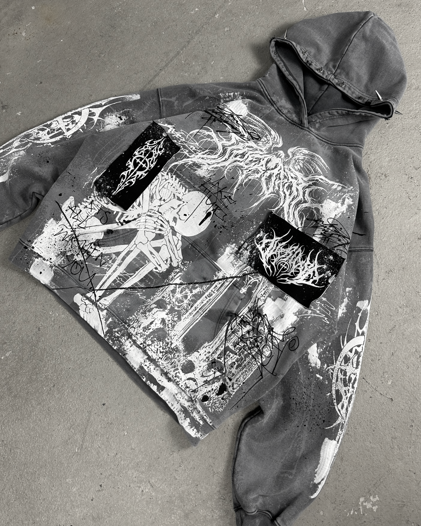 1of1 spiked / stone washed OVERDXSE HOODIE size L