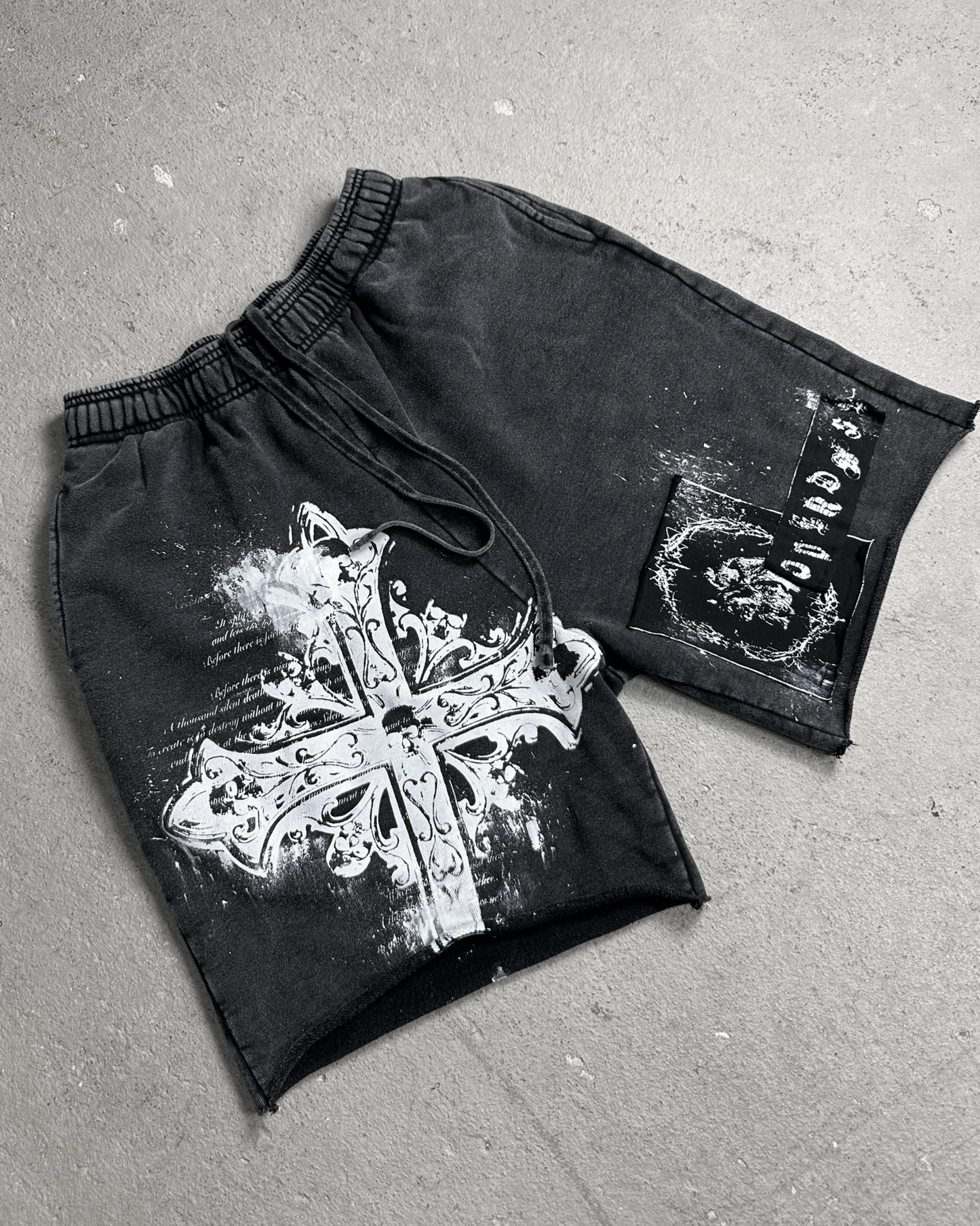1of1 OVERDXSE SHORTS Size XL