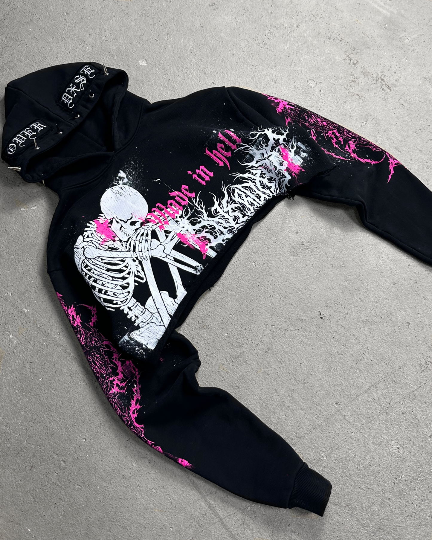 1of1 cropped spiked OVERDXSE HOODIE size S