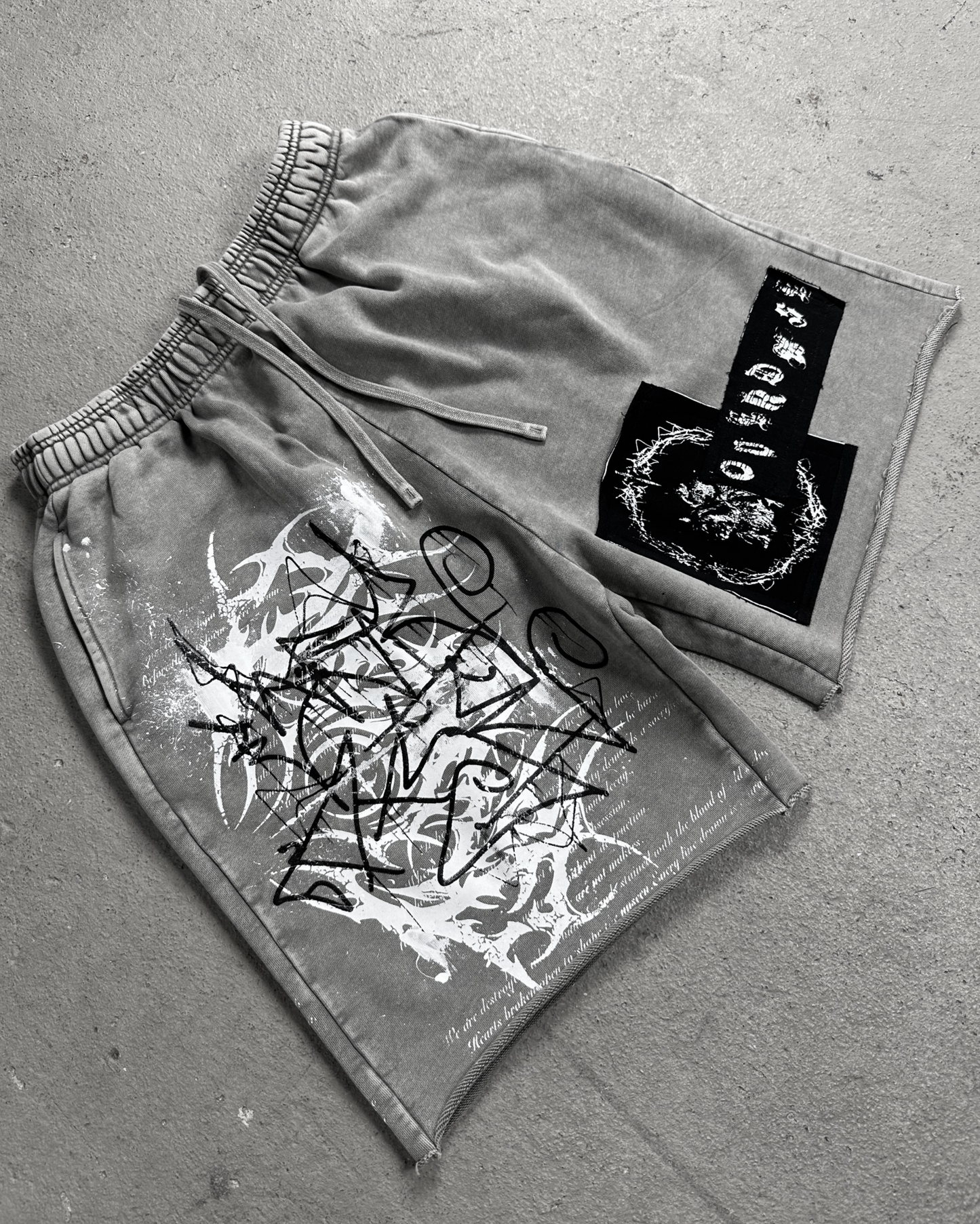 1of1 OVERDXSE SHORTS Size XL